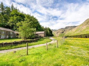 4 Bedroom Farmhouse in the Grisedale Valley, Lake District, Cumbria, England
